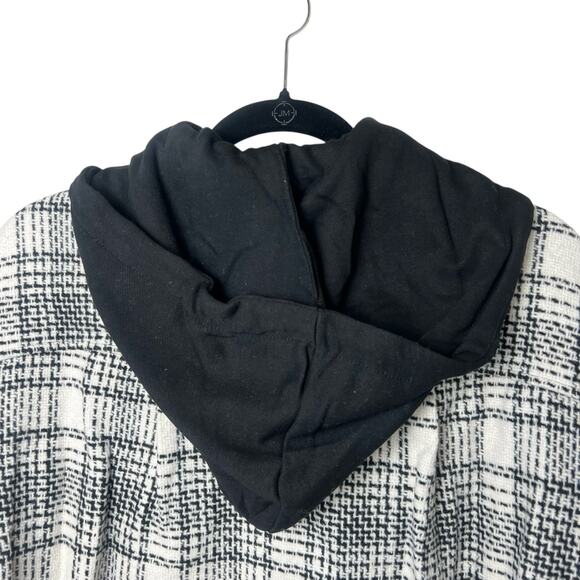 NWT LBLC The Label Mikenna Black White Plaid Hooded Shirt Jacket Shacket Sz M - Picture 10 of 13